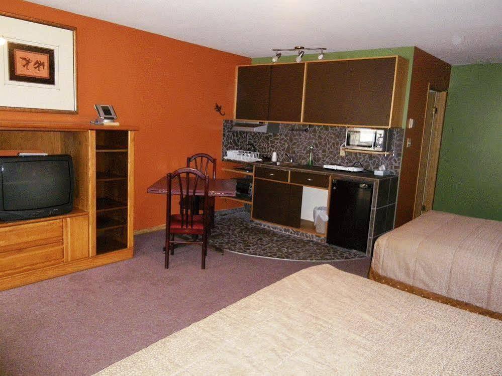 Selkirk Inn ゴールデン エクステリア 写真